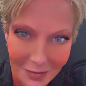 Meet your Posher, Allisonjoy